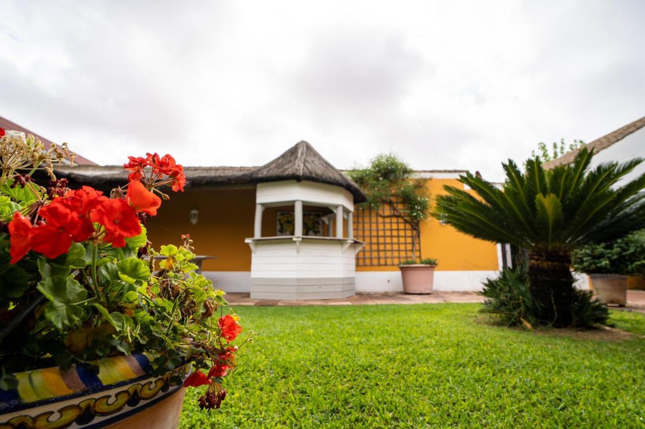 El Cortijo De Los Mimbrales El Rocio Luaran gambar